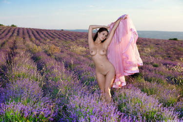 Martina Mink/MetArt/2022-10-19 Martina Mink - Drift Away/029.jpg