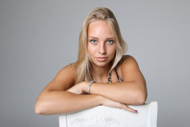 CharmModels.net/Abigail/IMG_0695_001.JPG