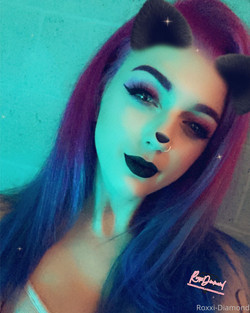 [OnlyFans] roxxidiamond - 46 Vids & 1593 Pics - @roxxidiamond - (20191108-20220204)/Images/roxxidiamond-2020-05-22-348813267-Selfie for your timeline.jpg