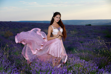 Martina Mink/MetArt/2022-10-19 Martina Mink - Drift Away/003.jpg
