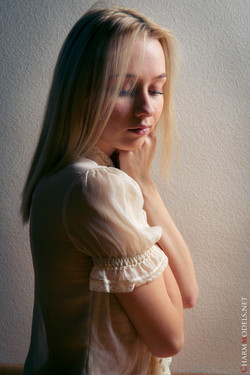 CharmModels.net/Martha/Premiere/IMG_1860_001.jpg
