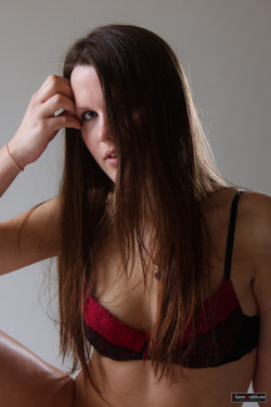 CharmModels.net/Kristiana B/Casting/IMG_7211_001.jpg