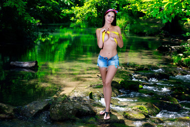 Martina Mink/MetArt/2020-09-19 Martina Mink - Water Fight/030.jpg