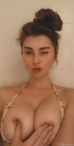 [Onlyfans] Siterip - Molly Bennett @moremolly [821 images] [292 videos]/pics/1122x2208_63e219ddc1a7159af0e7bb78dc3acd28.jpg