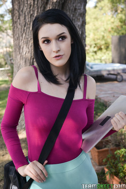 [TeensLoveAnal] Ivy Aura - Fixing Her Cumpooper (2017-10-27)/teensloveanal_ivy_aura_002.jpg