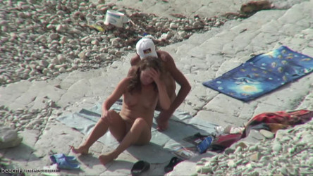 BeachHunters_17359-17464/bh_17379.avi